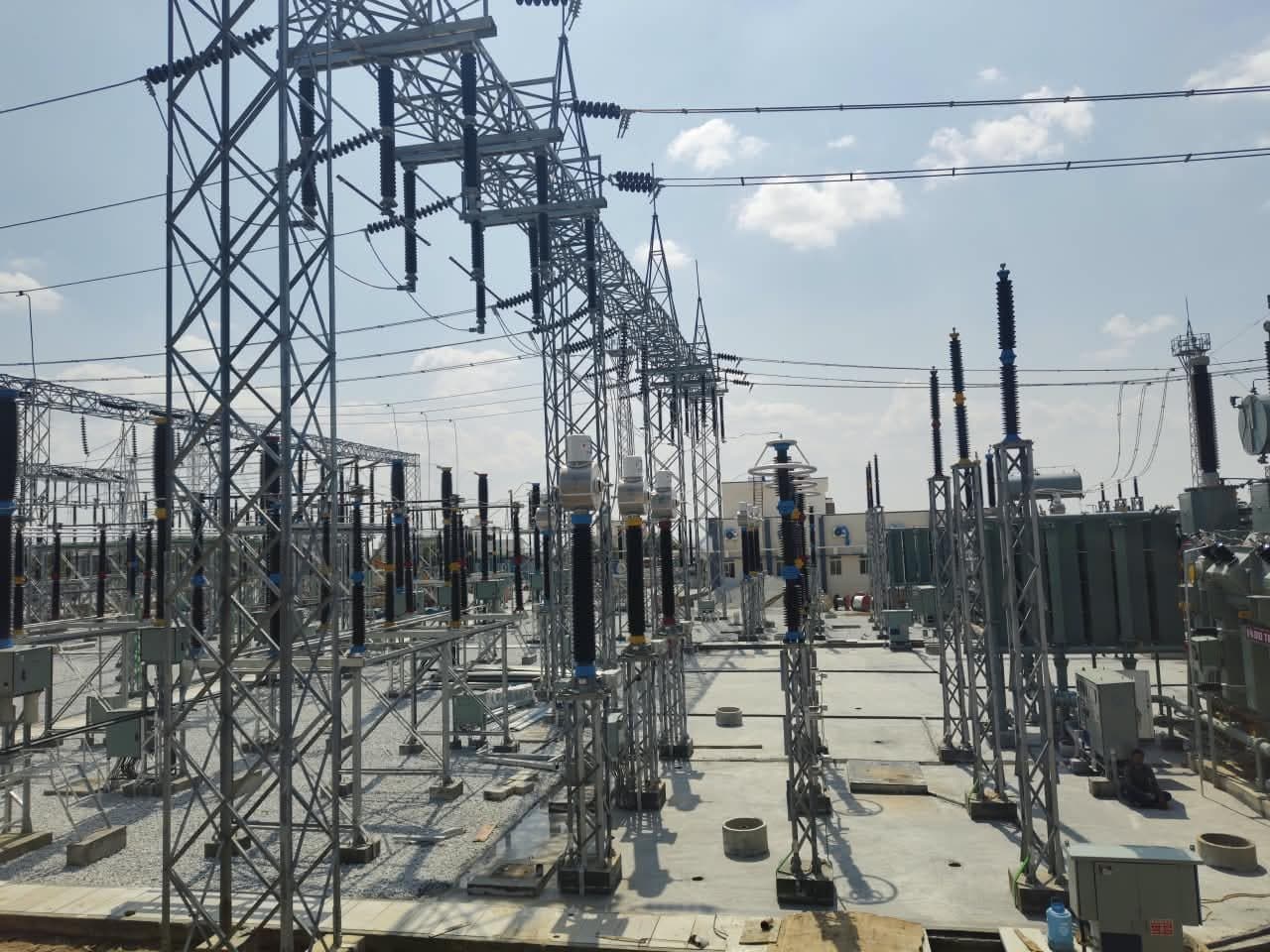 Switchyard bays between the gantry towers