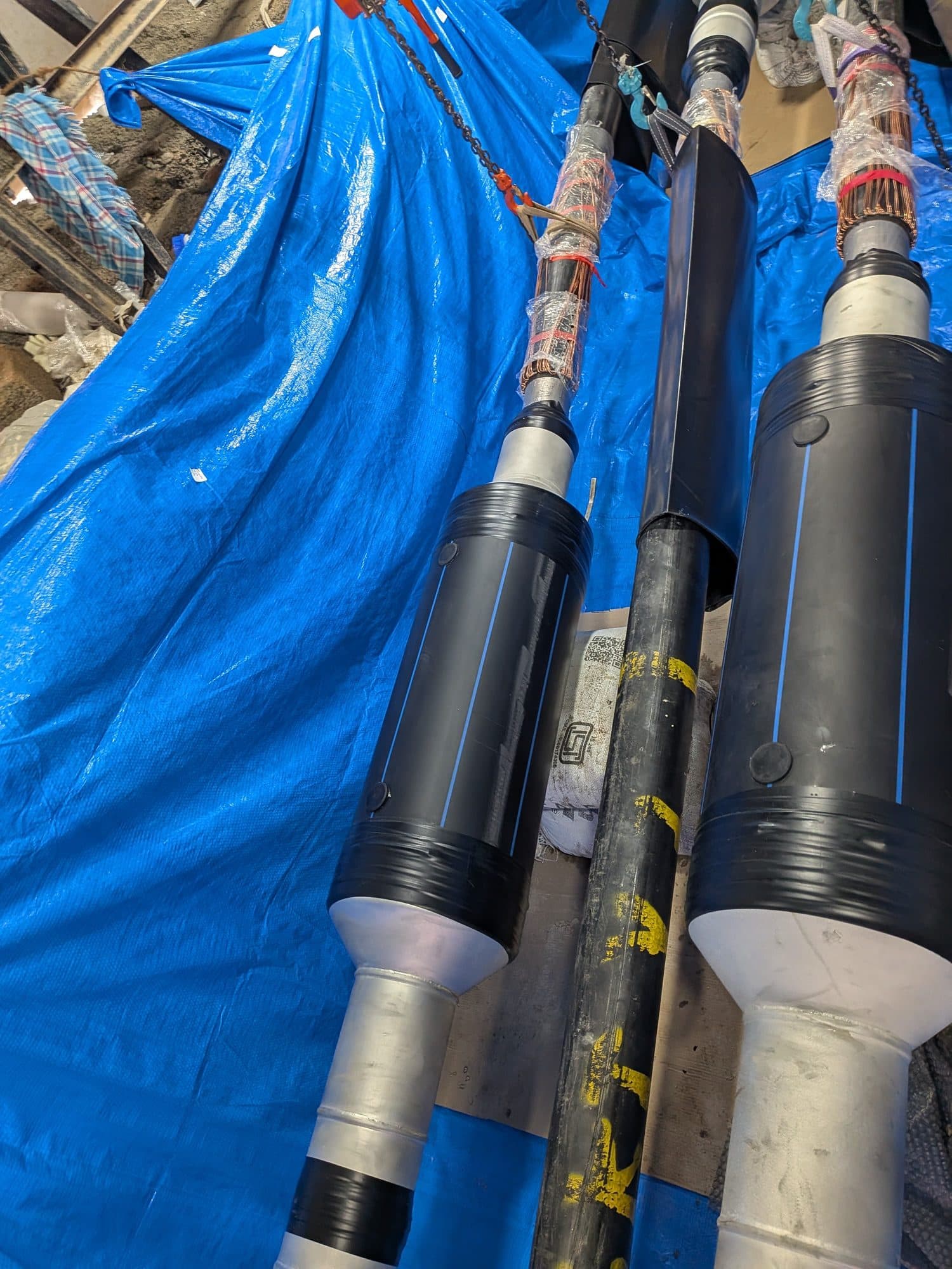 Cable joints in the pit
