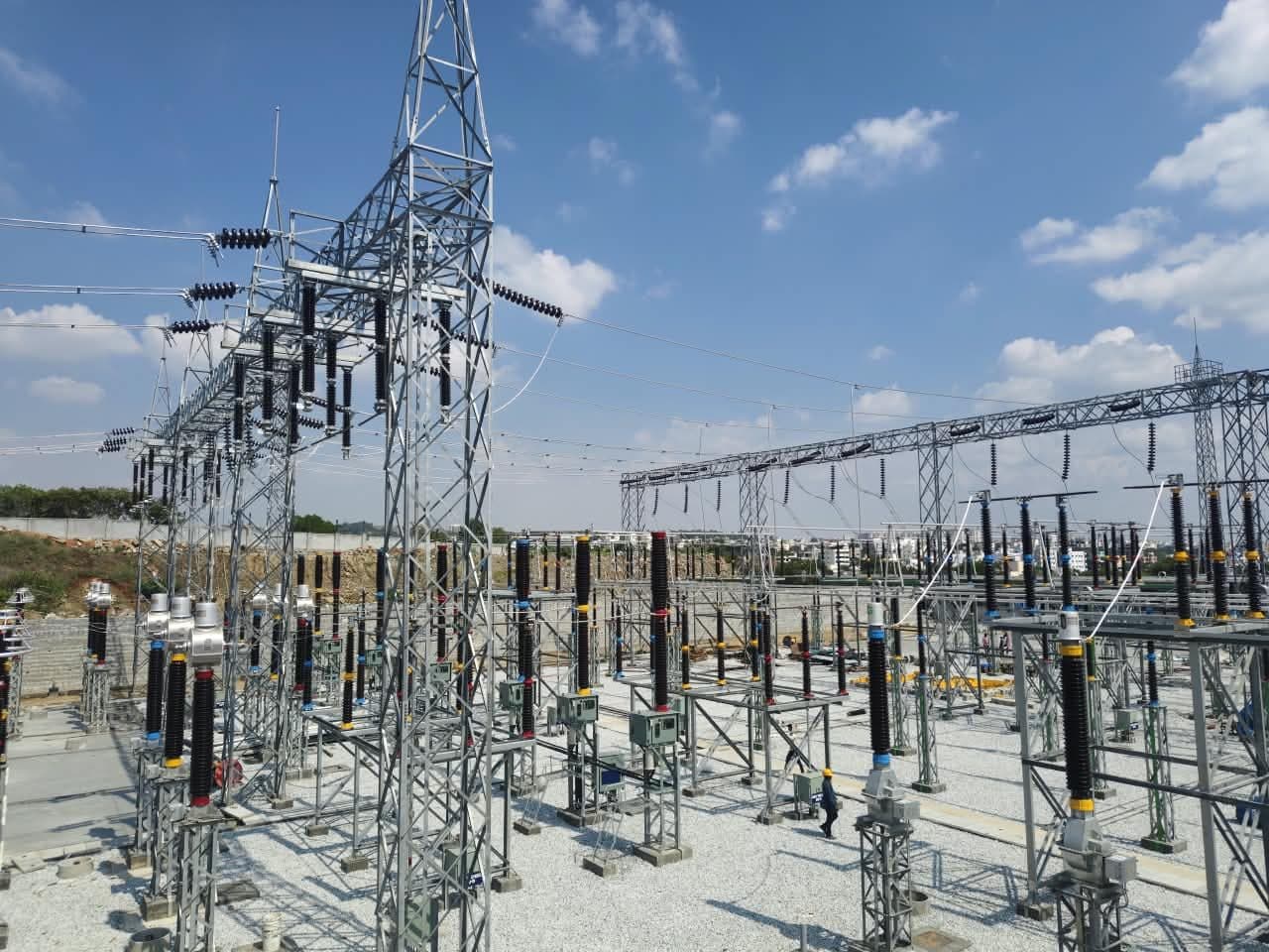 A terminal gantry and its line bays
